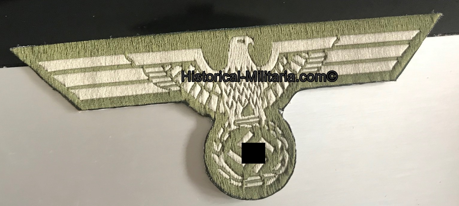 German Wehrmacht Brustadler bevo woven breast eagle on green - Heer Brustadler Mannschaften gewebt auf grün - Aquila da petto per le truppe dell'esercito tedesco della Heer su panno verde German Wehrmacht Brustadler bevo woven breast eagle on green - Heer Brustadler Mannschaften gewebt auf grün - Aquila da petto per le truppe dell'esercito tedesco della Heer su panno verde