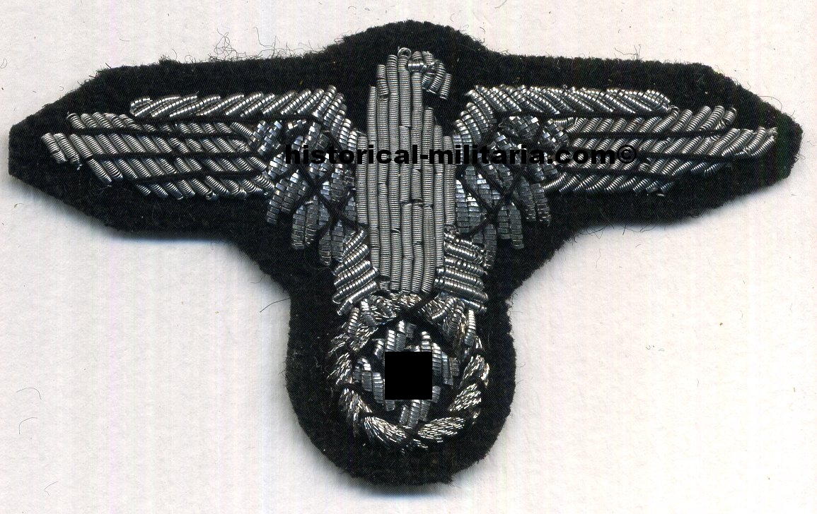 Waffen-SS Officer cap eagle hand-embroidered aged - SS Offizier Mützenadler handgestickt gealtert - Aquila da berretto o bustina da Ufficiale Waffen-SS invecchiata - Aigle SS de la casquette Waffen-SS Officer cap eagle hand-embroidered aged - SS Offizier Mützenadler handgestickt gealtert - Aquila da berretto o bustina da Ufficiale Waffen-SS invecchiata - Aigle SS de la casquette