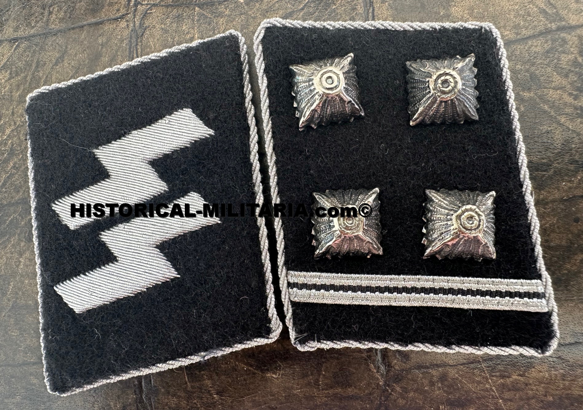 SS-Obersturmbannführer Kragenspiegel Ostubaf Waffen-SS - Lieutenant Colonel Waffen-SS collar tabs - mostrine da Tenente Colonnello delle Waffen-SS SS-Obersturmbannführer Kragenspiegel Ostubaf Waffen-SS - Lieutenant Colonel Waffen-SS collar tabs - mostrine da Tenente Colonnello delle Waffen-SS