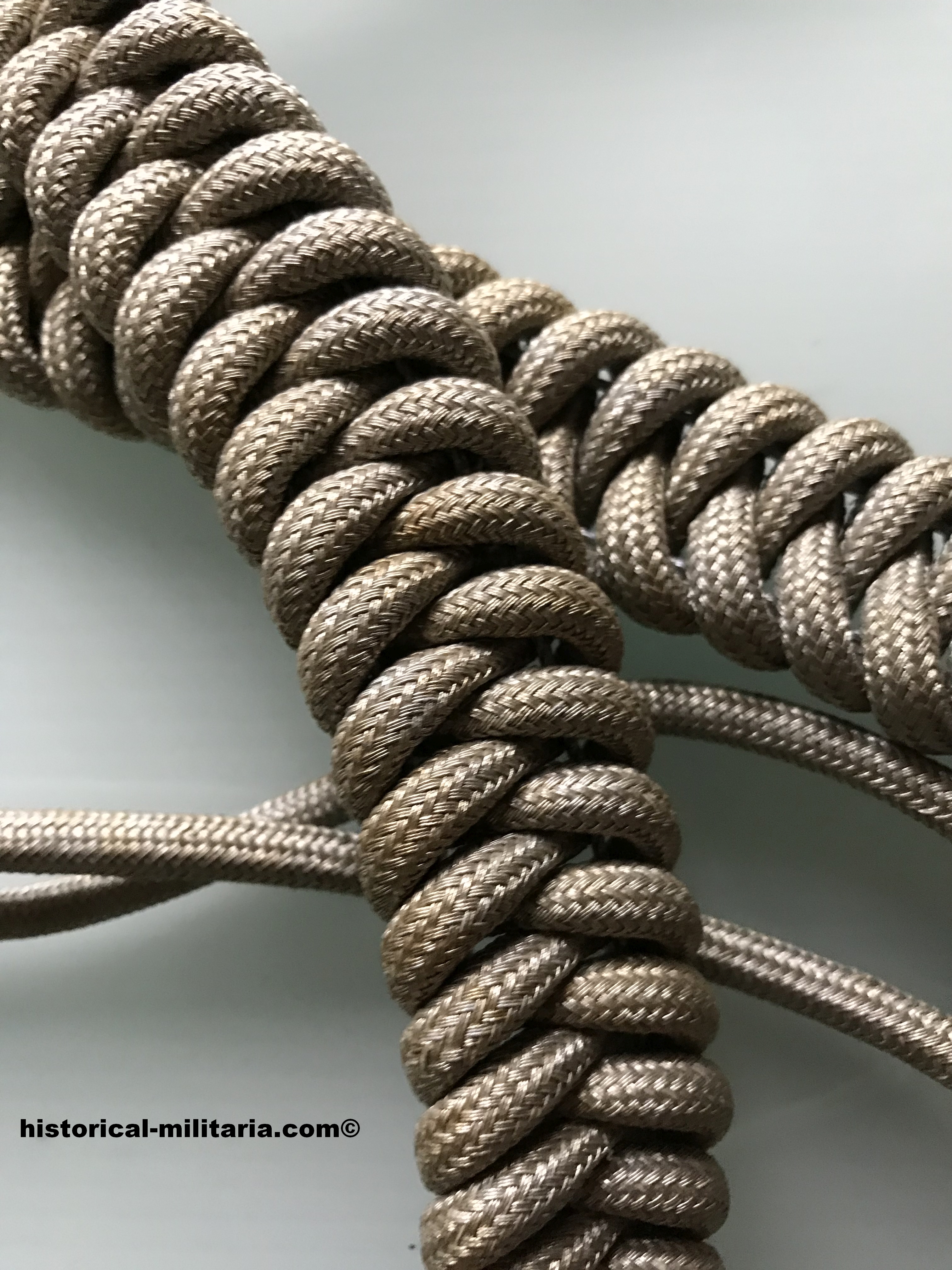 ORIGINAL Heer Paradeschnur für Offiziere Achselband Gesellschaftsanzug - Original German Army Officer Parade Tunic Aiguillette - Cordone da Parata d'Ufficiale dell'esercito tedesco originale ORIGINAL Heer Paradeschnur für Offiziere Achselband Gesellschaftsanzug - Original German Army Officer Parade Tunic Aiguillette - Cordone da Parata d'Ufficiale dell'esercito tedesco originale
