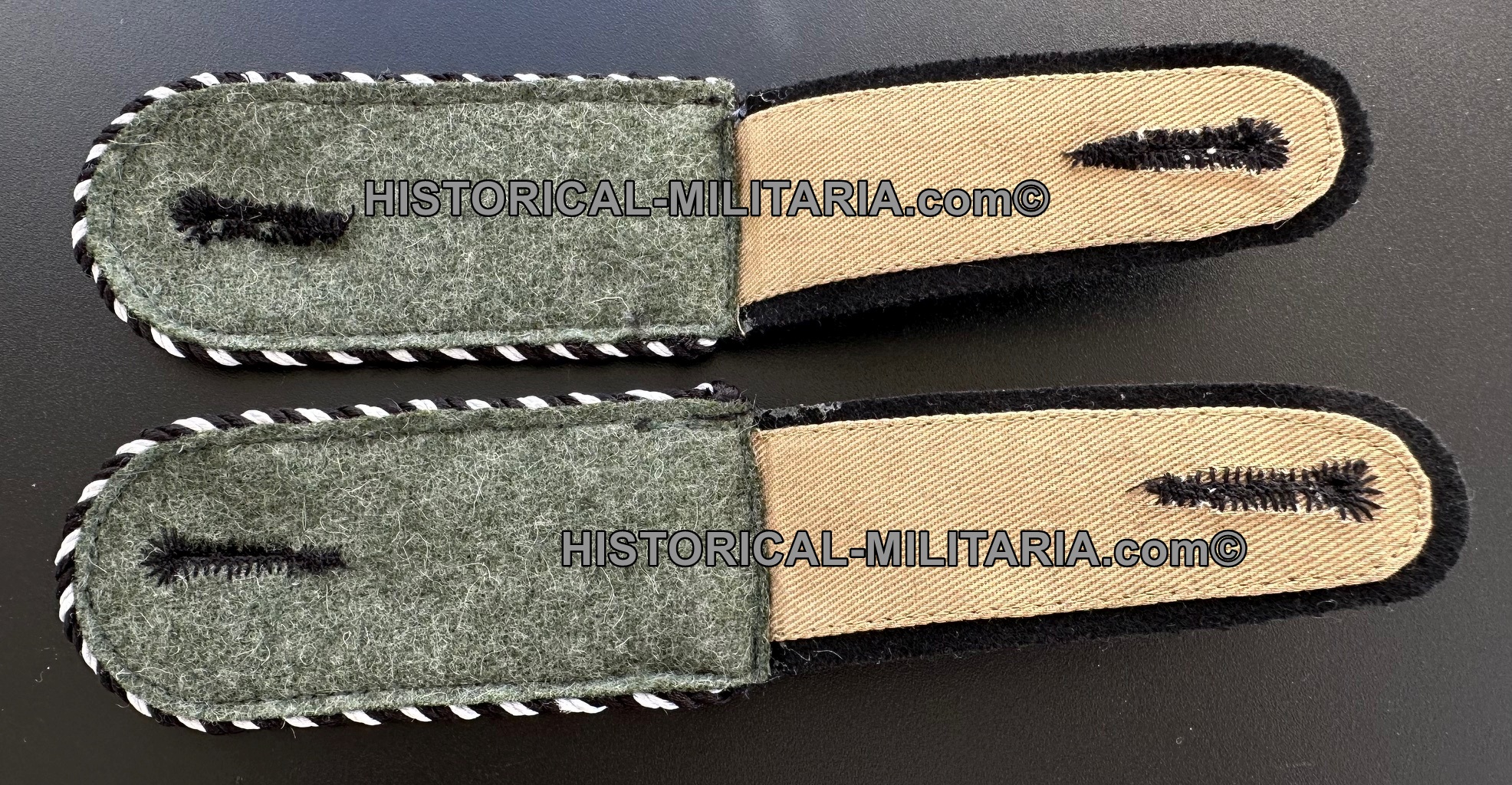 SS-VT SS-Mann shoulder straps SS-Totenkopfverbände - SS-VTSS-Mann Schulterklappen SS-Totenkopfverbände - Spalline da SS-VT SS-Mann soldato semplice SS-Totenkopfverbände SS-VT SS-Mann shoulder straps SS-Totenkopfverbände - SS-VTSS-Mann Schulterklappen SS-Totenkopfverbände - Spalline da SS-VT SS-Mann soldato semplice SS-Totenkopfverbände
