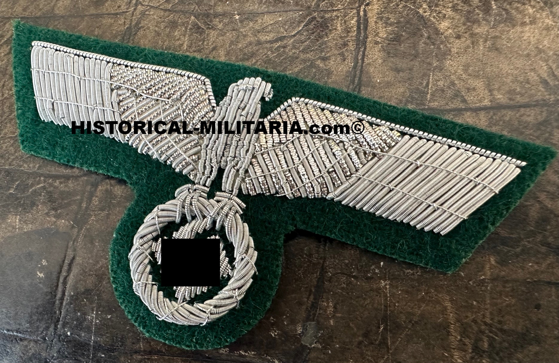 German Wehrmacht Brustadler Offizier auf grün - German Army Officer breast eagle on green - Aquila da petto da Ufficiale su panno verde esercito tedesco German Wehrmacht Brustadler Offizier auf grün - German Army Officer breast eagle on green - Aquila da petto da Ufficiale su panno verde esercito tedesco