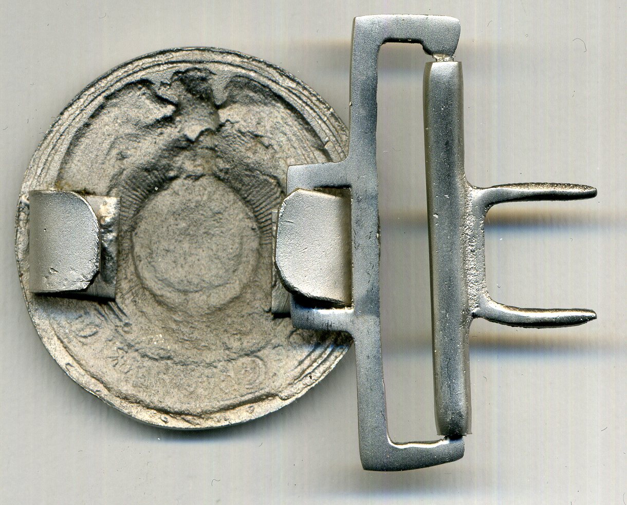 Waffen-SS Officer metal buckle MEINE EHRE HEISST TREUE - Fibbia delle Waffen-SS da Ufficiale " Il mio onore si chiama fedeltà " - Koppelschloss Waffen-SS Offizier Waffen-SS Officer metal buckle MEINE EHRE HEISST TREUE - Fibbia delle Waffen-SS da Ufficiale " Il mio onore si chiama fedeltà " - Koppelschloss Waffen-SS Offizier