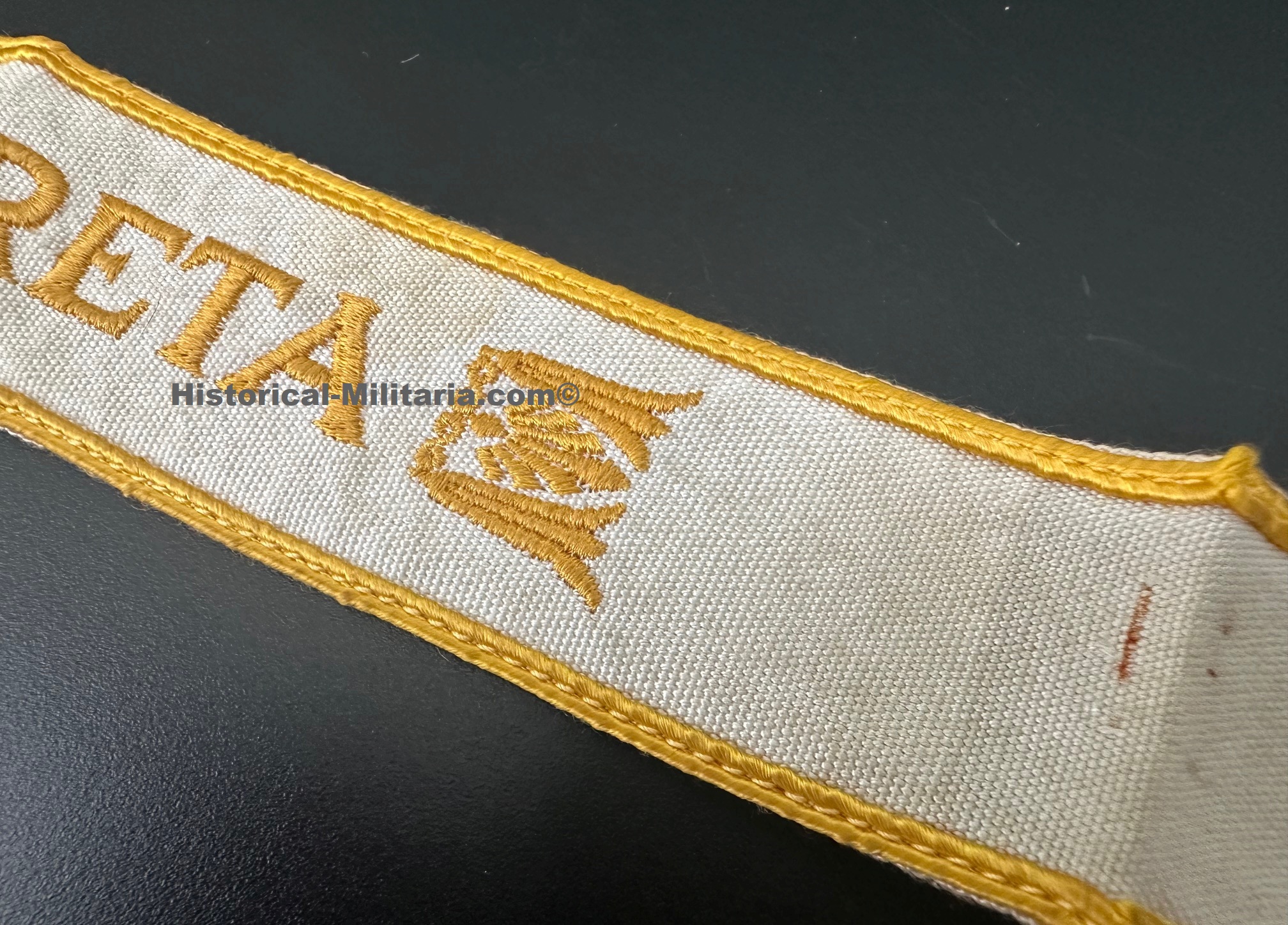 KRETA cuff title machine-embroidered with seven acanthus leaves Old Stock - Kreta Ärmelband maschinengestickt alter Lagerbestand - Fascia da braccio KRETA vecchio stock KRETA cuff title machine-embroidered with seven acanthus leaves Old Stock - Kreta Ärmelband maschinengestickt alter Lagerbestand - Fascia da braccio KRETA vecchio stock