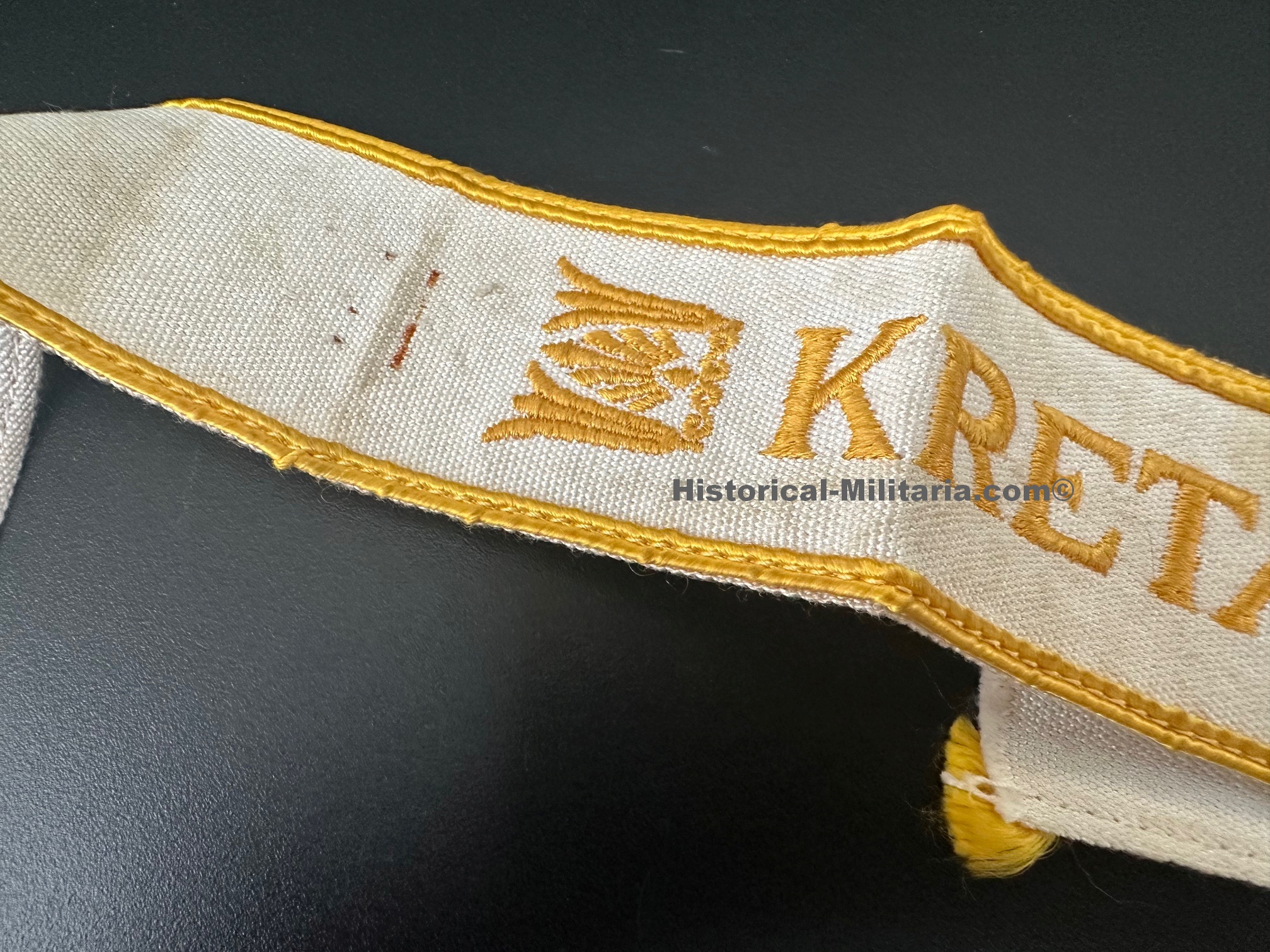 KRETA cuff title machine-embroidered with seven acanthus leaves Old Stock - Kreta Ärmelband maschinengestickt alter Lagerbestand - Fascia da braccio KRETA vecchio stock KRETA cuff title machine-embroidered with seven acanthus leaves Old Stock - Kreta Ärmelband maschinengestickt alter Lagerbestand - Fascia da braccio KRETA vecchio stock
