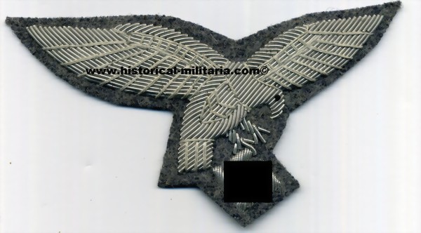 Luftwaffe Officer breast eagle droop tailed on light grey introducted before 1934 - Luftwaffe Offizier Brust Adler 1. Modell vor 1934 - Aquila da petto Ufficiale della Luftwaffe primo modello Luftwaffe Officer breast eagle droop tailed on light grey introducted before 1934 - Luftwaffe Offizier Brust Adler 1. Modell vor 1934 - Aquila da petto Ufficiale della Luftwaffe primo modello