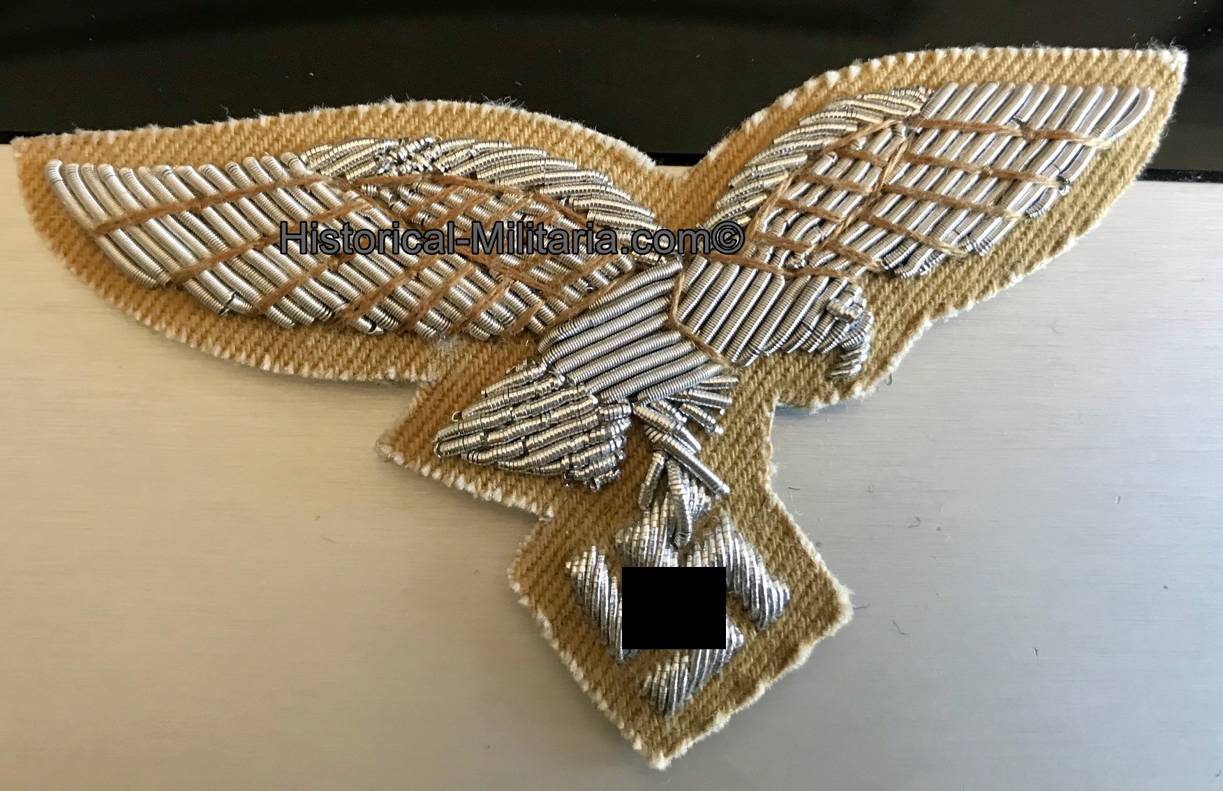 Luftwaffe Officer Afrikakorps tropical cap set on khaki fabric - Afrika Luftwaffe Offizier Tropen Mützenset auf khaki - Set tropicale da bustina su panno color sabbia Luftwaffe Afrika Luftwaffe Officer Afrikakorps tropical cap set on khaki fabric - Afrika Luftwaffe Offizier Tropen Mützenset auf khaki - Set tropicale da bustina su panno color sabbia Luftwaffe Afrika