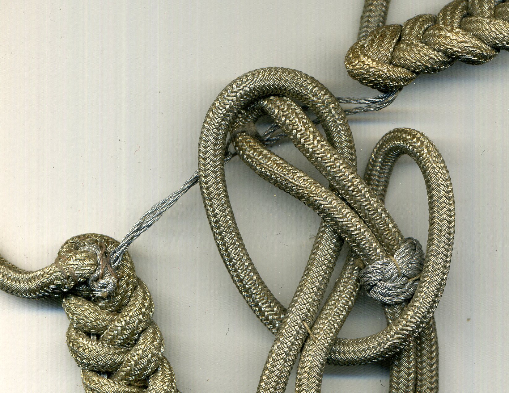 ORIGINAL Heer Paradeschnur für Offiziere Achselband Gesellschaftsanzug - Original German Army Officer Parade Tunic Aiguillette - Cordone da Parata d'Ufficiale dell'esercito tedesco originale ORIGINAL Heer Paradeschnur für Offiziere Achselband Gesellschaftsanzug - Original German Army Officer Parade Tunic Aiguillette - Cordone da Parata d'Ufficiale dell'esercito tedesco originale