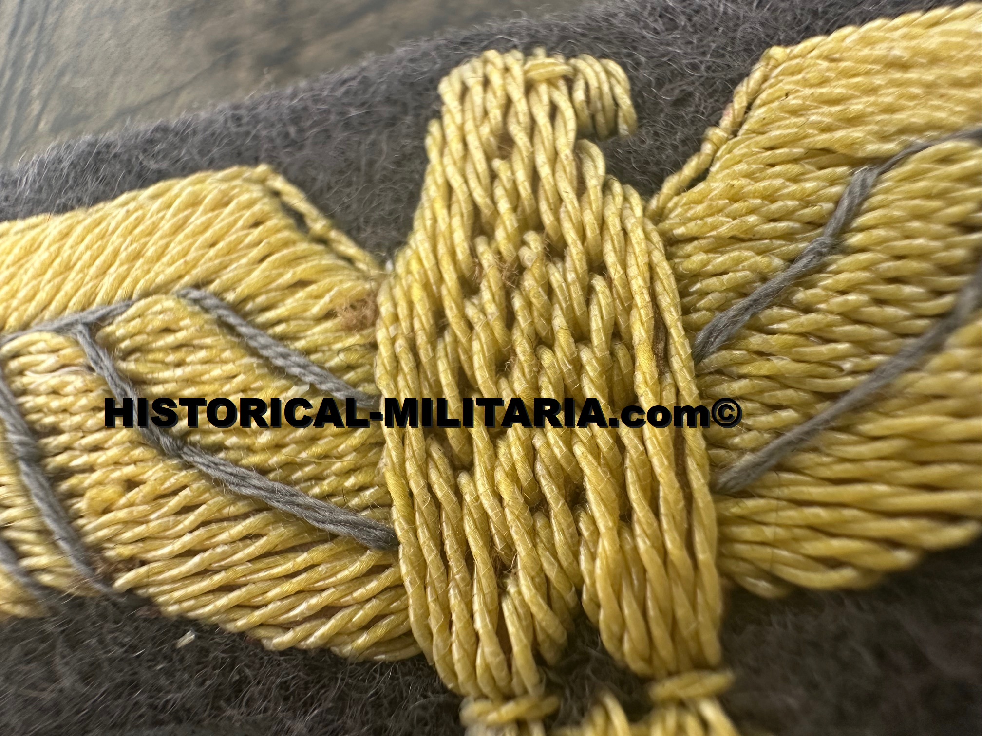 German Army breast eagle yellow celleon threads on grey - Brustadler Wehrmacht General gelber Celleonfaden auf grau - Aquila da petto da Generale con fili gialli celleon su grigio - Aigle poitrine avec fils jaunes celleon sur gris German Army breast eagle yellow celleon threads on grey - Brustadler Wehrmacht General gelber Celleonfaden auf grau - Aquila da petto da Generale con fili gialli celleon su grigio - Aigle poitrine avec fils jaunes celleon sur gris