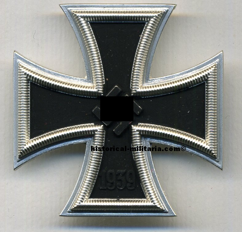 Eisernes Kreuz 1. Klasse 1939 EK 1 magnetisch alter Lagerbestand - Iron Cross 1st class old stock iron core - Croce di Ferro 1 classe vecchio stock nucleo magnetico - 1 x available Eisernes Kreuz 1. Klasse 1939 EK 1 magnetisch alter Lagerbestand - Iron Cross 1st class old stock iron core - Croce di Ferro 1 classe vecchio stock nucleo magnetico - 1 x available