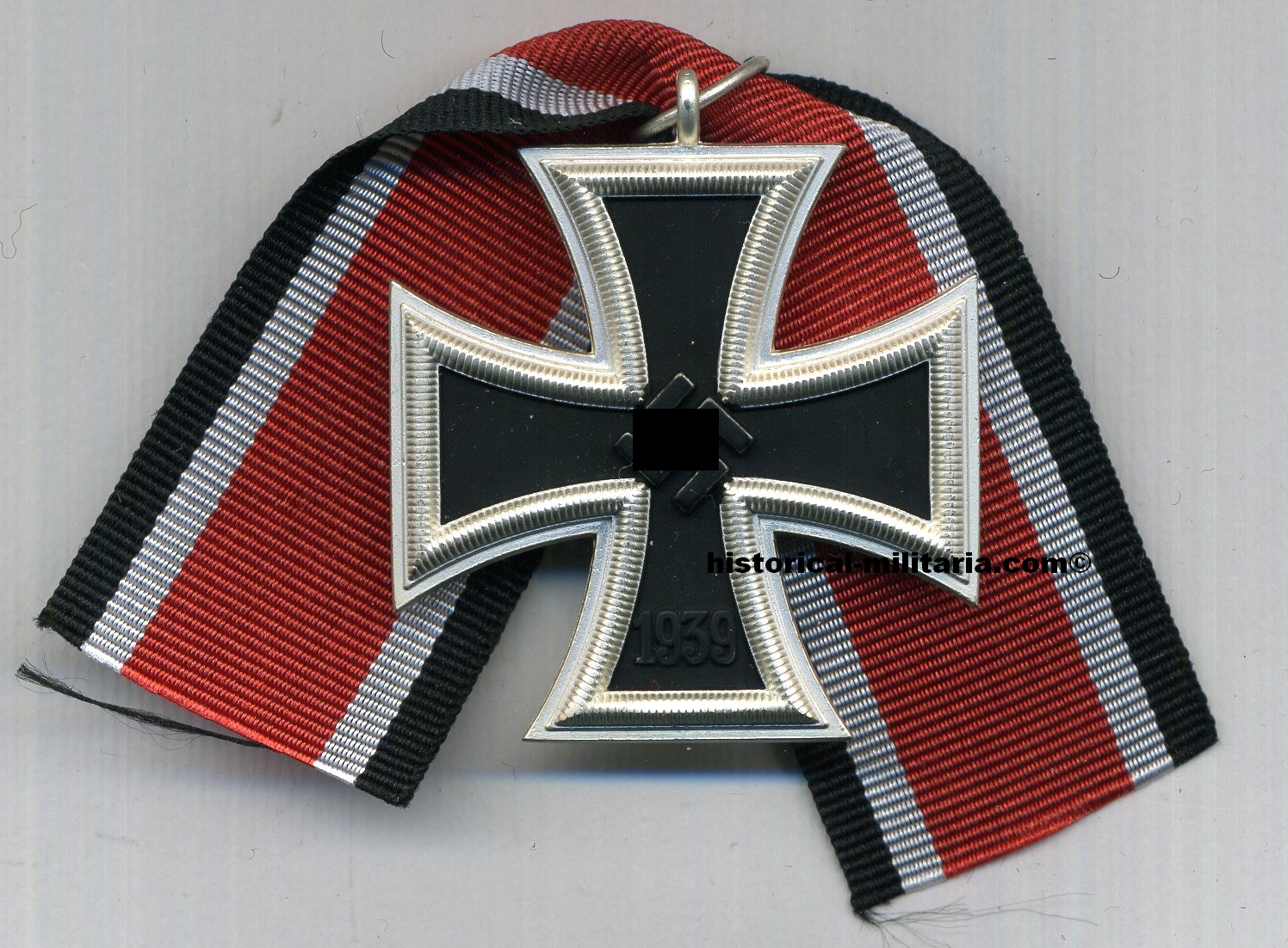 Eisernes Kreuz 2. Klasse 1939 EK2 hellsilber mit 12.5cm Band - Iron Cross 2nd class bright silver with 12.5cm ribbon - Croce di Ferro 2 classe con nastrino 12.5cm Eisernes Kreuz 2. Klasse 1939 EK2 hellsilber mit 12.5cm Band - Iron Cross 2nd class bright silver with 12.5cm ribbon - Croce di Ferro 2 classe con nastrino 12.5cm
