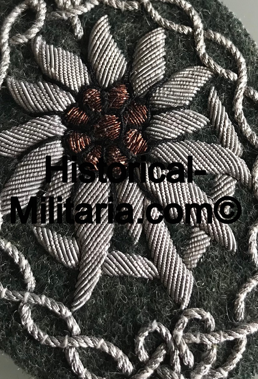 Wehrmacht Offizier EDELWEISS Ärmelabzeichen Gebirgstruppen - German Army Mountain Troops Edelweiss arm patch on fieldgrey - Edelweiss da braccio cacciatore di montagna da Ufficiale Heer feldgrau Wehrmacht Offizier EDELWEISS Ärmelabzeichen Gebirgstruppen - German Army Mountain Troops Edelweiss arm patch on fieldgrey - Edelweiss da braccio cacciatore di montagna da Ufficiale Heer feldgrau