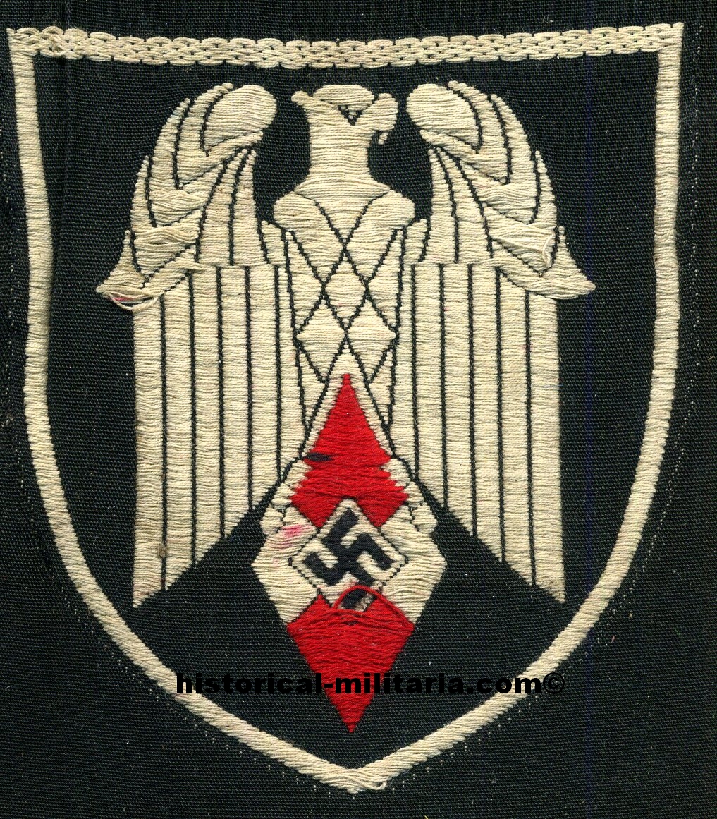 ORIGINAL HJ Hitlerjugend Fahnenträger Ärmelabzeichen für Gefolgschaftsfahnenträger - Original HJ Standard Bearer sleeve patch circa 1938 - Distintivo da manica da portatore dello stendardo Hitlerjugend originale ORIGINAL HJ Hitlerjugend Fahnenträger Ärmelabzeichen für Gefolgschaftsfahnenträger - Original HJ Standard Bearer sleeve patch circa 1938 - Distintivo da manica da portatore dello stendardo Hitlerjugend originale