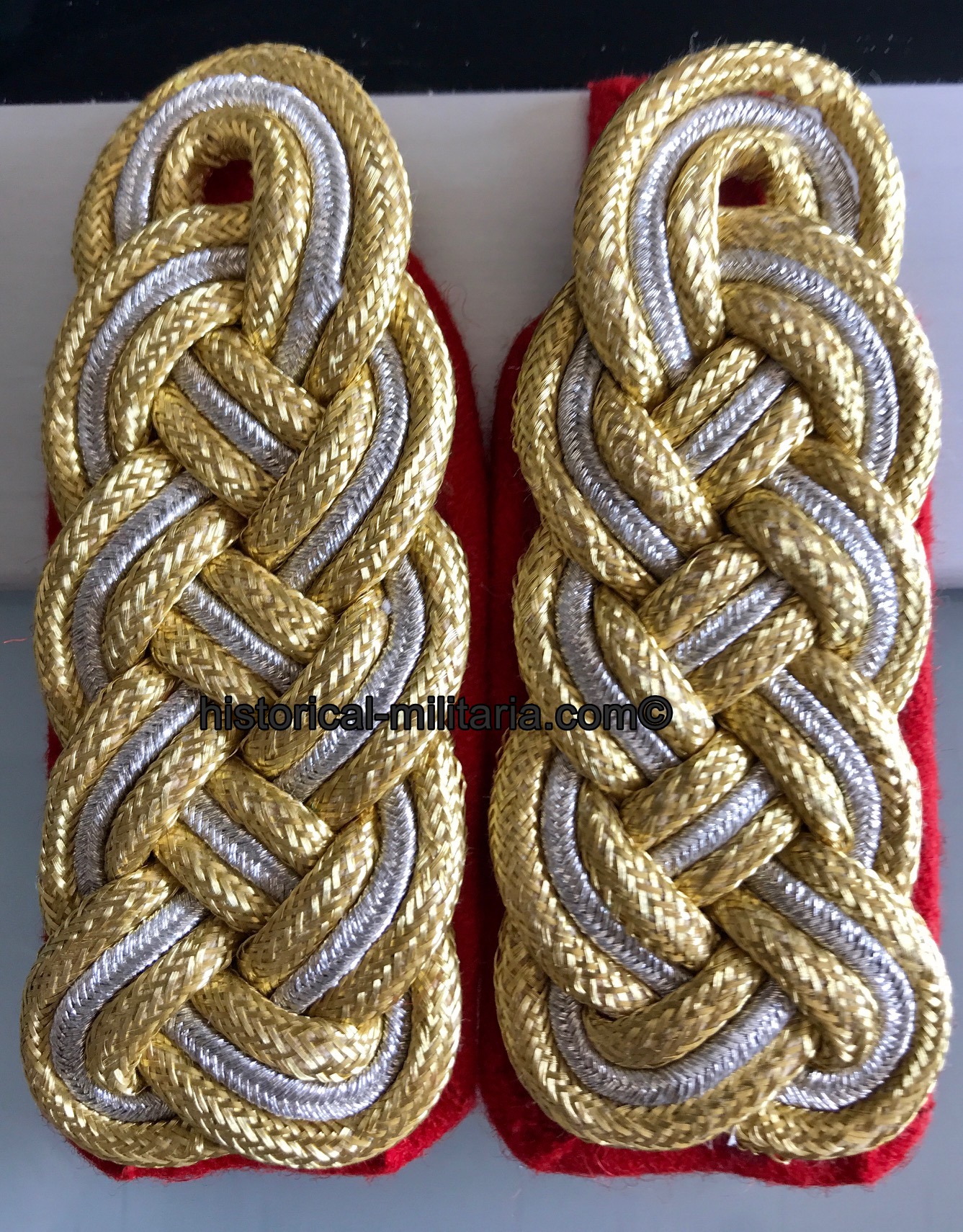 Generalmajor Wehrmacht Schulterklappen Verarbeitung Tropen Ausführung - German Army Brigadier General slip-on shoulder boards late war pattern - spalline da Generale di Brigata dell'esercito tedesco tarda guerra Generalmajor Wehrmacht Schulterklappen Verarbeitung Tropen Ausführung - German Army Brigadier General slip-on shoulder boards late war pattern - spalline da Generale di Brigata dell'esercito tedesco tarda guerra