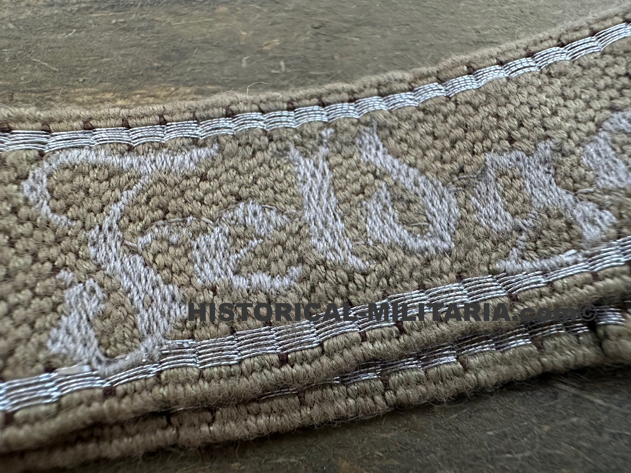 Feldgendarmerie altes Ärmelband gestickt - German Army old embroidered Feldgendarmerie cuff title - Fascia da braccio della Feldgendarmerie esercito tedesco Feldgendarmerie altes Ärmelband gestickt - German Army old embroidered Feldgendarmerie cuff title - Fascia da braccio della Feldgendarmerie esercito tedesco