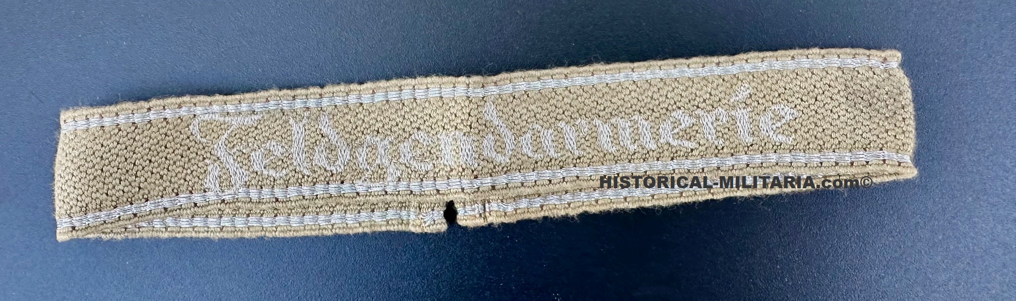 Feldgendarmerie altes Ärmelband gestickt - German Army old embroidered Feldgendarmerie cuff title - Fascia da braccio della Feldgendarmerie esercito tedesco Feldgendarmerie altes Ärmelband gestickt - German Army old embroidered Feldgendarmerie cuff title - Fascia da braccio della Feldgendarmerie esercito tedesco