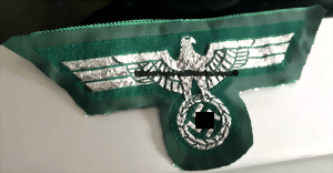 glitcut1t-small.gif