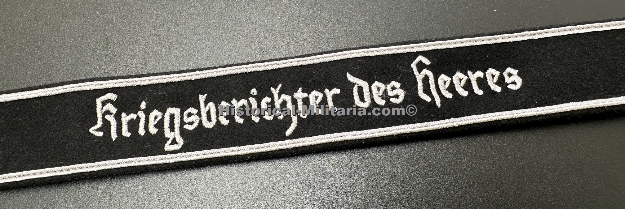 Ärmelband Kriegsberichter des Heeres - German army war correspondent cuff title Kriegsberichter des Heeres - Fascia da braccio Corrispondente di Guerra dell'esercito tedesco Ärmelband Kriegsberichter des Heeres - German army war correspondent cuff title Kriegsberichter des Heeres - Fascia da braccio Corrispondente di Guerra dell'esercito tedesco