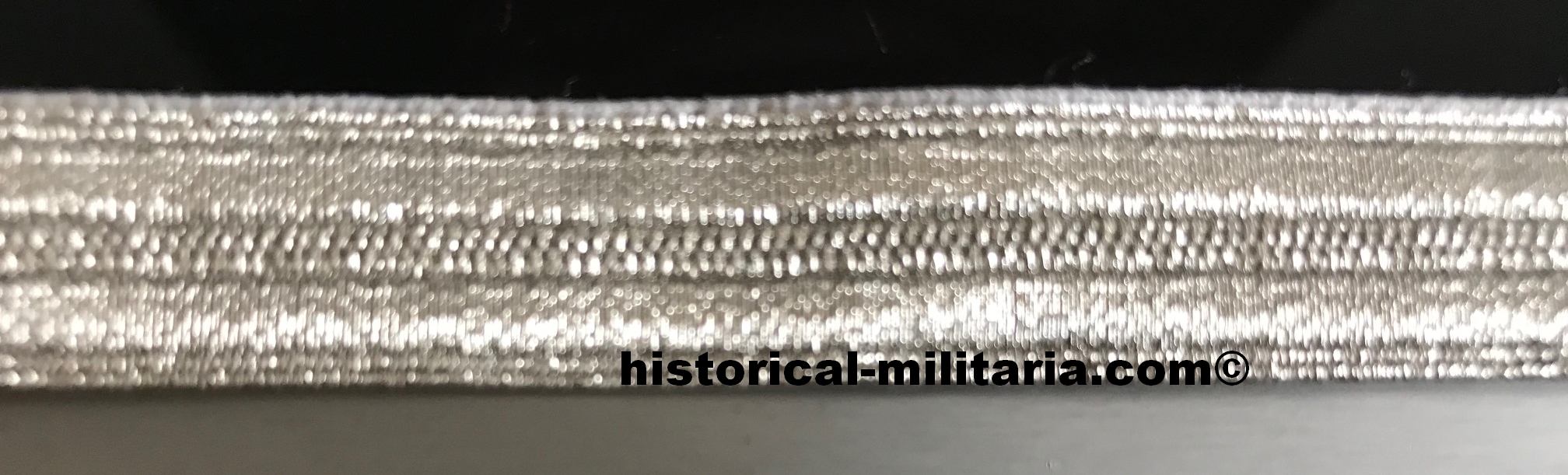 Kriegsmarine Rangtresse in silber für Verwaltung 90 cm - Kriegsmarine Administrative silver metallic sleeve rank braid 90 cm - Tresse gallone Kriegsmarine Amministrazione in color argento 90 cm Kriegsmarine Rangtresse in silber für Verwaltung 90 cm - Kriegsmarine Administrative silver metallic sleeve rank braid 90 cm - Tresse gallone Kriegsmarine Amministrazione in color argento 90 cm