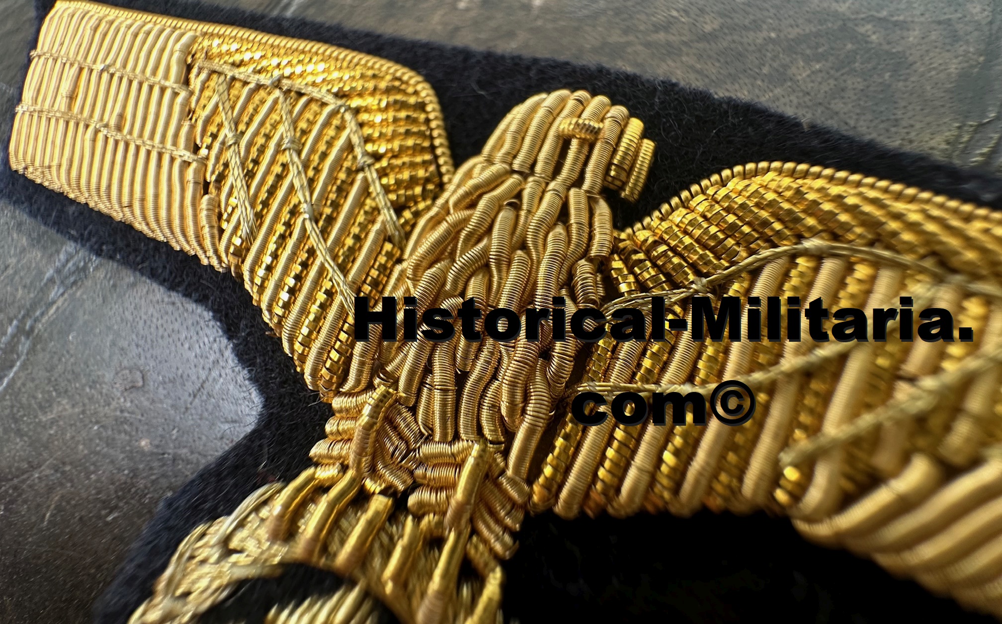 Kriegsmarine Officer breast eagle on dark blue - Brustadler Offizier Kriegsmarine auf dunkelblau - Aquila da Ufficiale Kriegsmarinesu pannp blu - Aigle de poitrine Officier sur bleu foncé Kriegsmarine Officer breast eagle on dark blue - Brustadler Offizier Kriegsmarine auf dunkelblau - Aquila da Ufficiale Kriegsmarinesu pannp blu - Aigle de poitrine Officier sur bleu foncé