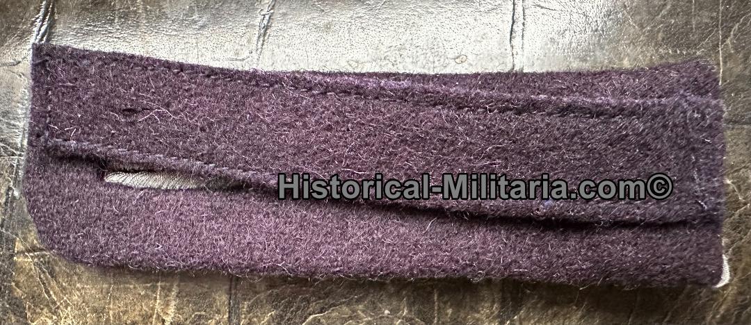 Kriegsmarine Kapitänleutnant Hauptmann Schulterklappen - Kriegsmarine Captain shoulder boards deep dark blue - Kriegsmarine spalline da Capitano Tenente di vascelo panno blu scuro Kriegsmarine Kapitänleutnant Hauptmann Schulterklappen - Kriegsmarine Captain shoulder boards deep dark blue - Kriegsmarine spalline da Capitano Tenente di vascelo panno blu scuro