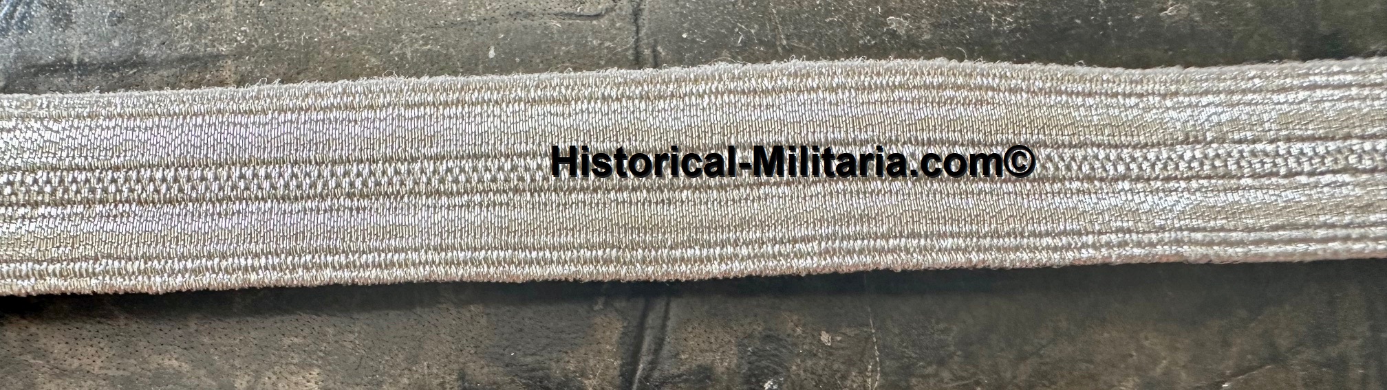 Kriegsmarine Rangtresse in silber für Verwaltung 90 cm - Kriegsmarine Administrative silver metallic sleeve rank braid 90 cm - Tresse gallone Kriegsmarine Amministrazione in color argento 90 cm Kriegsmarine Rangtresse in silber für Verwaltung 90 cm - Kriegsmarine Administrative silver metallic sleeve rank braid 90 cm - Tresse gallone Kriegsmarine Amministrazione in color argento 90 cm