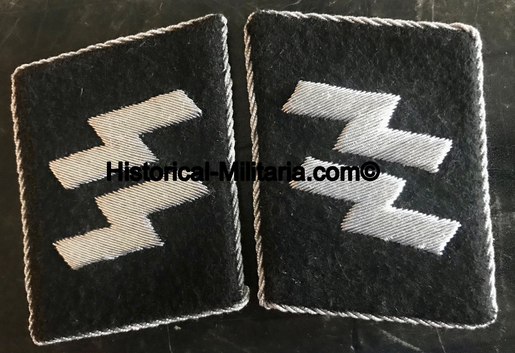 mirrtat.jpg mirrtat.jpg