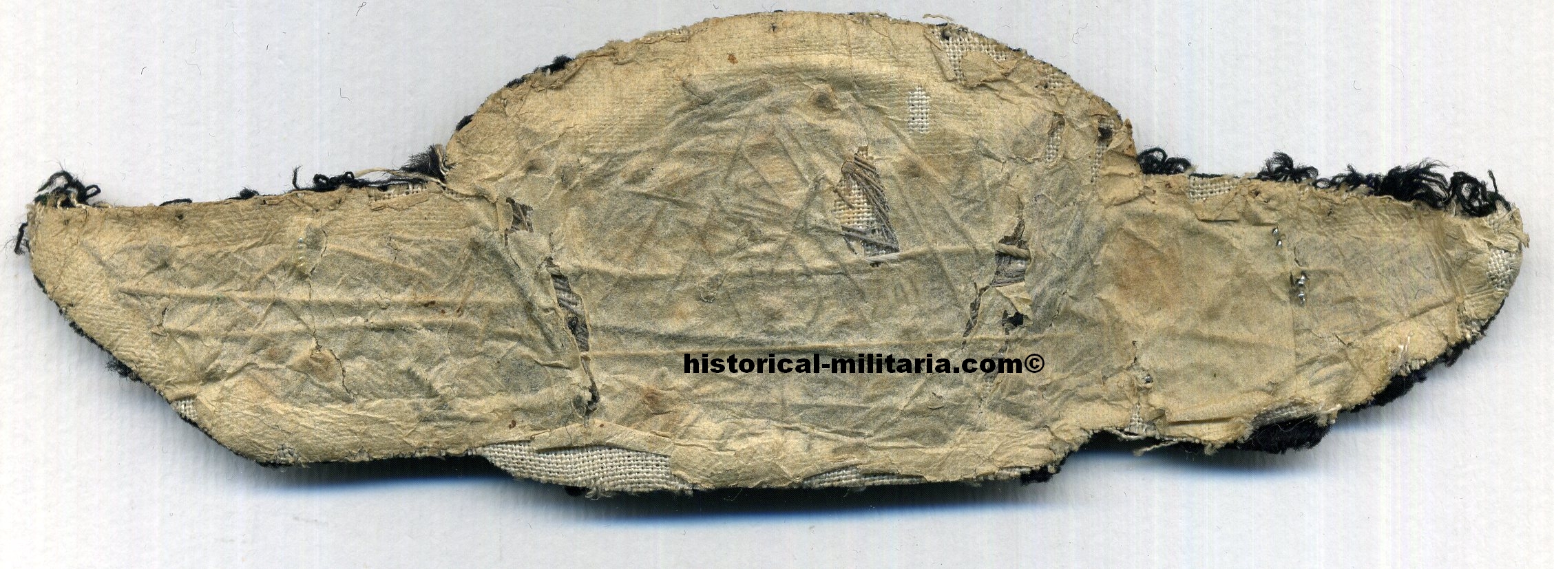 ORIGINAL Luftwaffenschwinge für Offiziere Mützenkranz für die Schirmmütze - Original Luftwaffe Officer's Visor Cap wreath - Fregio della Luftwaffe da Ufficiale originale ORIGINAL Luftwaffenschwinge für Offiziere Mützenkranz für die Schirmmütze - Original Luftwaffe Officer's Visor Cap wreath - Fregio della Luftwaffe da Ufficiale originale