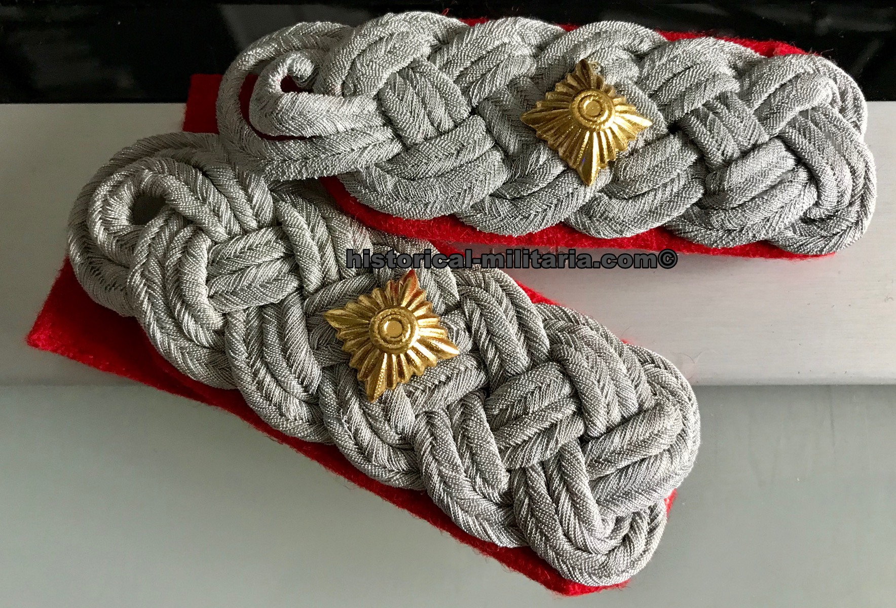 German Army Artillery Oberstleutnant Lieutenant Colonel Set with breast eagle - Heer SET Artillerie Schulterklappen +Brustadler - Set Heer Tenente Colonnello spalline con aquila esercito tedesco German Army Artillery Oberstleutnant Lieutenant Colonel Set with breast eagle - Heer SET Artillerie Schulterklappen +Brustadler - Set Heer Tenente Colonnello spalline con aquila esercito tedesco