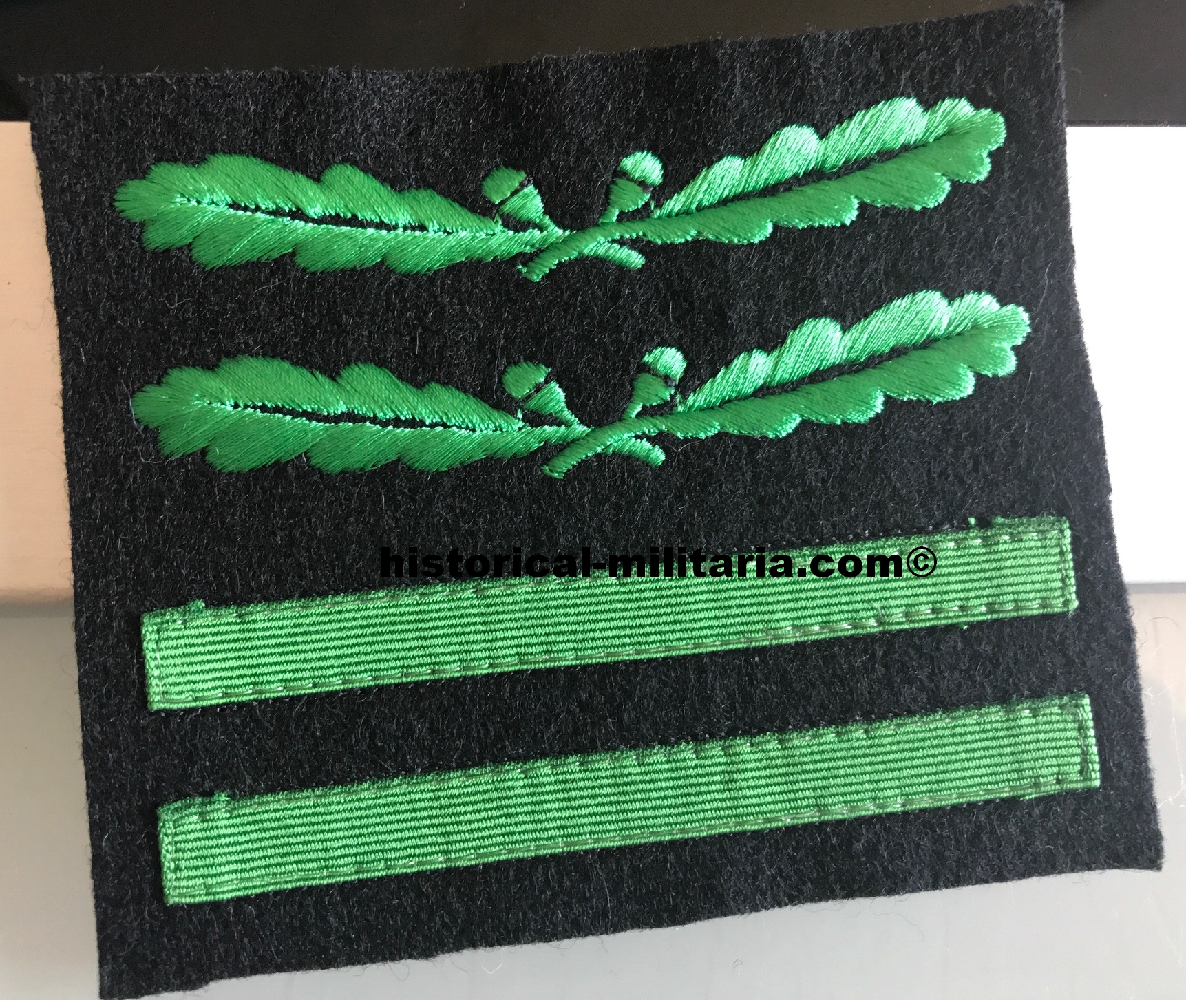 obstleutant.jpg obstleutant.jpg