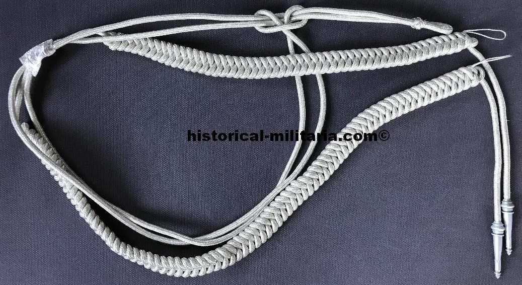 Fangschnur für Offiziere Achselschnur in silbernem Celleonfaden - Aiguillette for German Officers in silver celleon threads - Cordone da Parata per gli Ufficiali tedeschi Fangschnur für Offiziere Achselschnur in silbernem Celleonfaden - Aiguillette for German Officers in silver celleon threads - Cordone da Parata per gli Ufficiali tedeschi