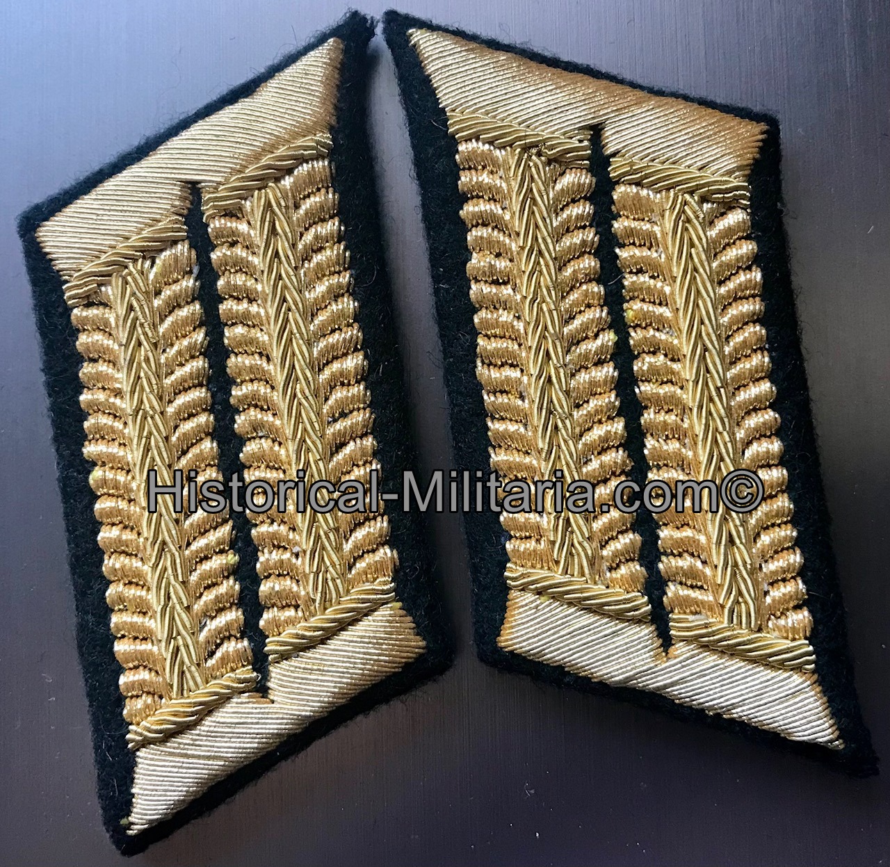 OKH/ OKW Kragenspiegel für Offiziere im Oberkommando Kolbenstick - OKH OKW collar tabs Officer High command of the Armed Forces - Mostrine Ufficiale del commando supremo ricamo a spighe OKH/ OKW Kragenspiegel für Offiziere im Oberkommando Kolbenstick - OKH OKW collar tabs Officer High command of the Armed Forces - Mostrine Ufficiale del commando supremo ricamo a spighe