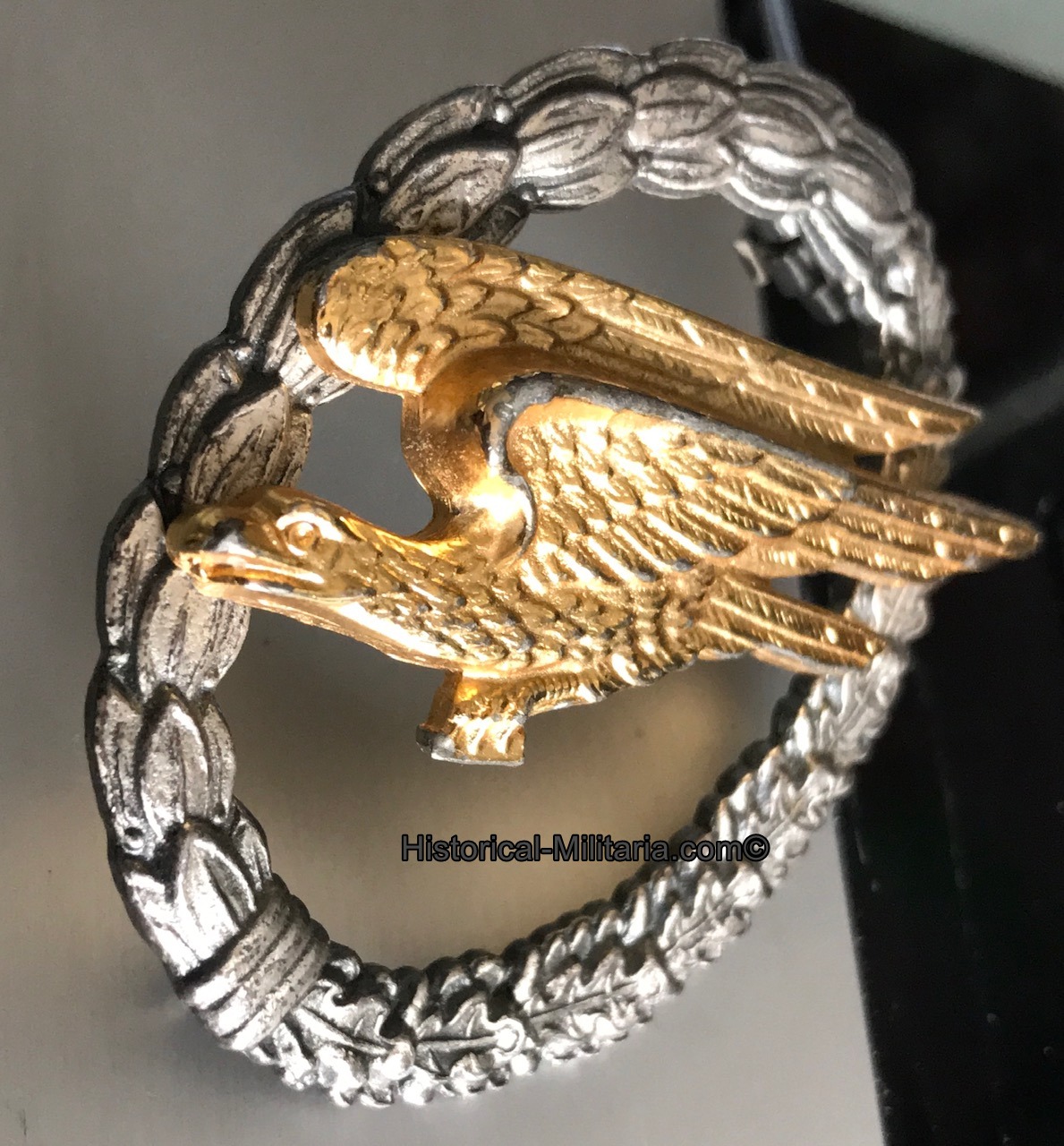 Luftwaffe Fallschirmschützen Abzeichen Fallschirmjäger ohne HK - Luftwaffe Paratrooper Qualification Badge denazified - Distintivo di Brevetto da Paracadutista della Luftwaffe senza svastika Luftwaffe Fallschirmschützen Abzeichen Fallschirmjäger ohne HK - Luftwaffe Paratrooper Qualification Badge denazified - Distintivo di Brevetto da Paracadutista della Luftwaffe senza svastika