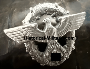 pol-capt-small.gif pol-capt-small.gif