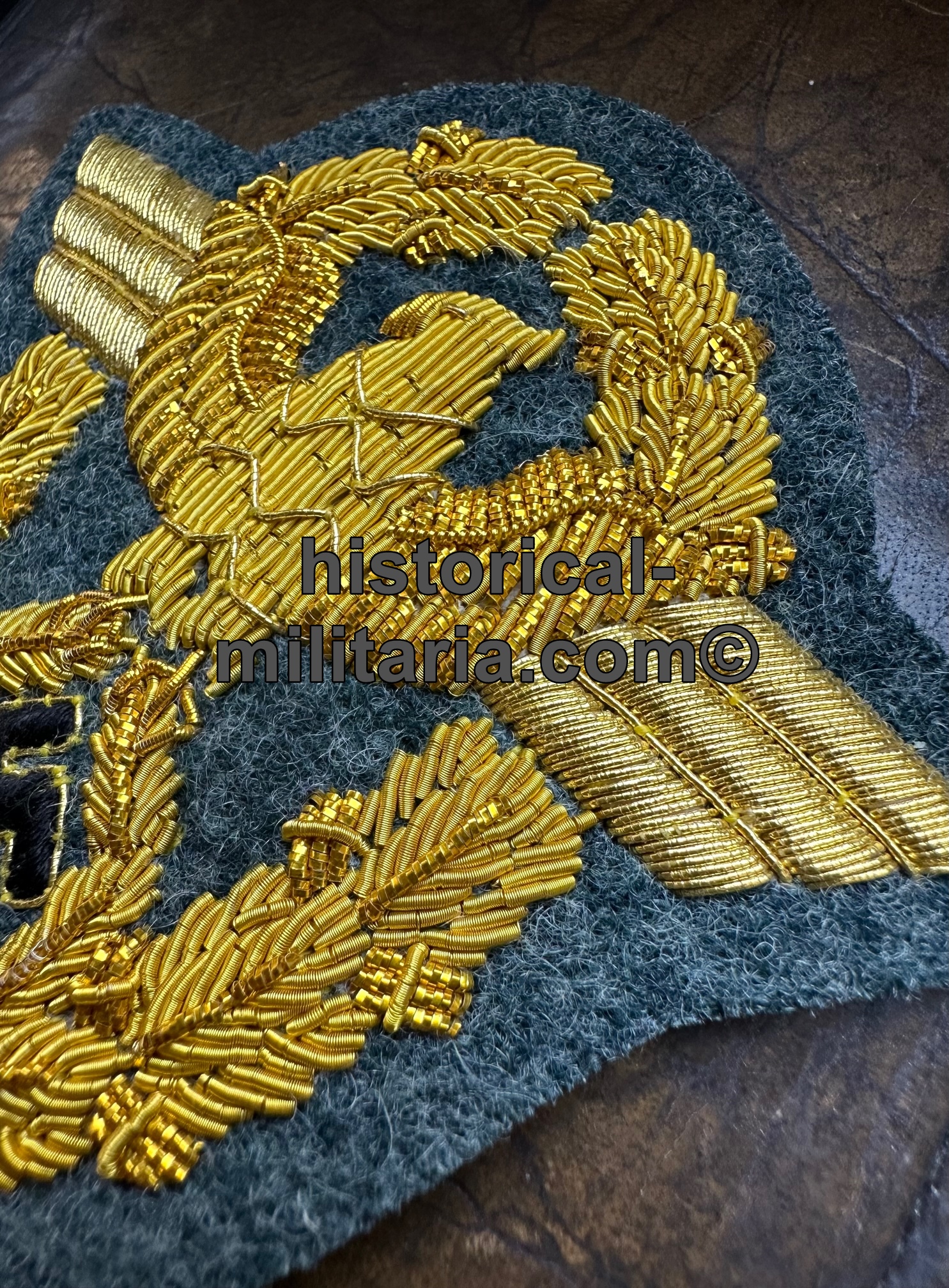 Police General sleeve eagle on fieldgrey - Polizeiadler Ordnungspolizei Ärmeladler für Generäle feldgrau - Aquila da manica da Generale della polizia tedesca polizia d'ordinanza su grigioverde Police General sleeve eagle on fieldgrey - Polizeiadler Ordnungspolizei Ärmeladler für Generäle feldgrau - Aquila da manica da Generale della polizia tedesca polizia d'ordinanza su grigioverde