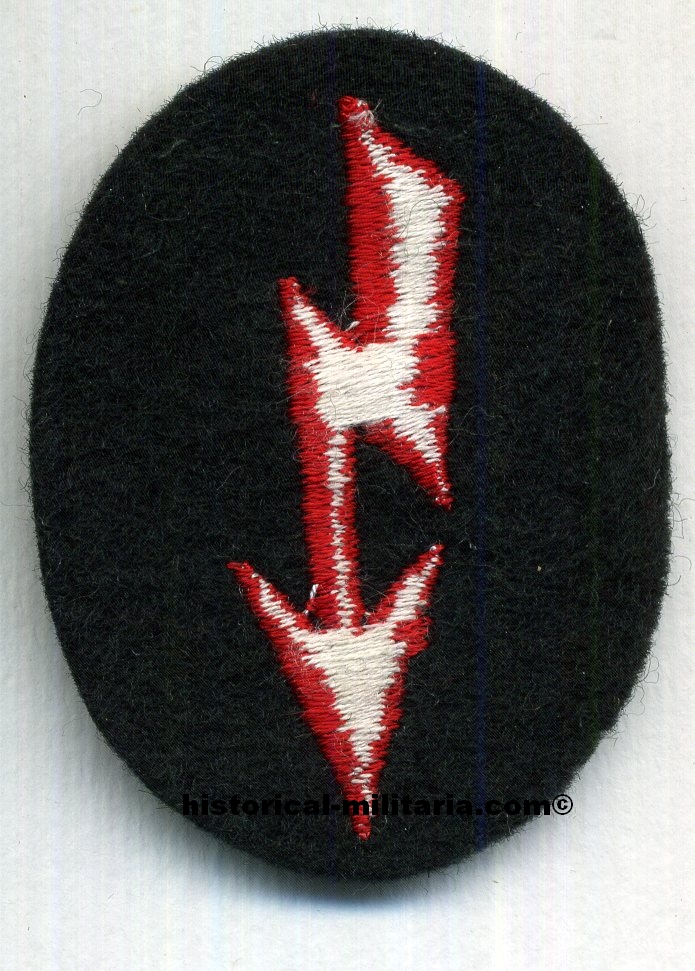 ORIGINAL WH Heer Tätigkeitsabzeichen Nachrichten Artillerie - Original German Army Artillery Signals sleeve '"Blitz" Personell Trade insignia - Distintivo di specialità dell'esercito tedesco con fulmine dell'Artiglieria originale ORIGINAL WH Heer Tätigkeitsabzeichen Nachrichten Artillerie - Original German Army Artillery Signals sleeve '"Blitz" Personell Trade insignia - Distintivo di specialità dell'esercito tedesco con fulmine dell'Artiglieria originale