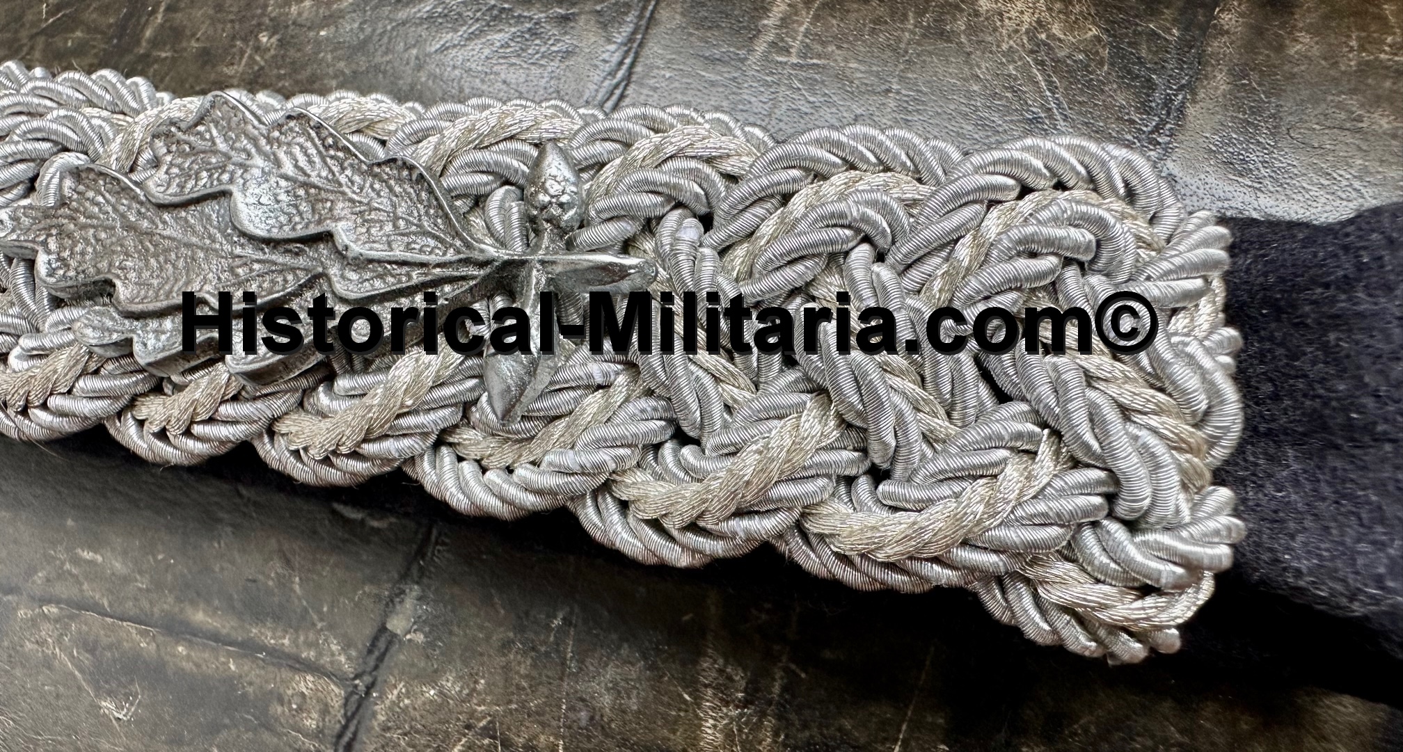 SS General RFSS ( Reichsführer-SS ) single sew-in shoulder board AGED cypher - SS-Reichsführer Achselstück zum einnähen - Singola spallina SS da Reichsfuhrer-SS Comandante in Capo delle SS da cucire SS General RFSS ( Reichsführer-SS ) single sew-in shoulder board AGED cypher - SS-Reichsführer Achselstück zum einnähen - Singola spallina SS da Reichsfuhrer-SS Comandante in Capo delle SS da cucire