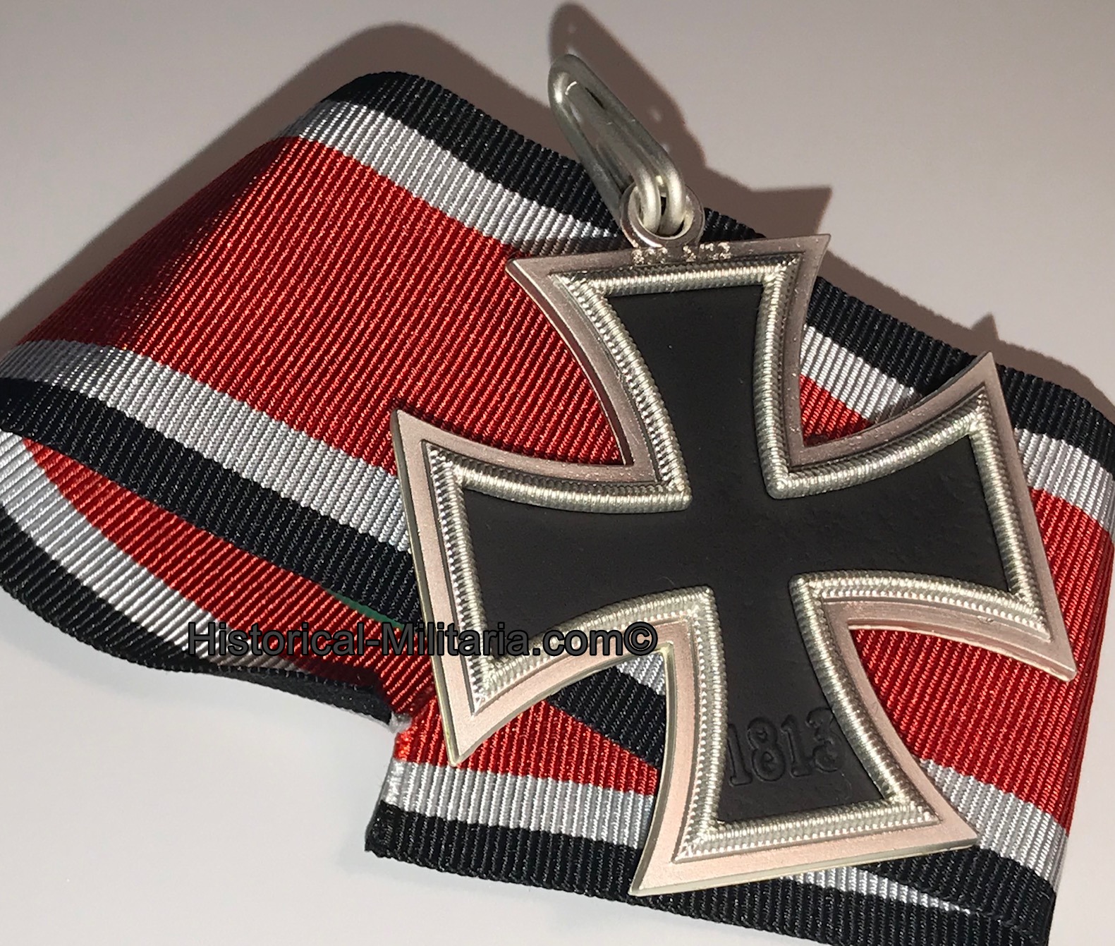 MAGNETISCH Ritterkreuz des Eisernen Kreuzes 1939 3-teilig - MAGNETIC Three-Piece Knight's Cross of the Iron Cross - Croce di Cavaliere della Croce di Ferro in 3 parti NUCLEO MAGNETICO MAGNETISCH Ritterkreuz des Eisernen Kreuzes 1939 3-teilig - MAGNETIC Three-Piece Knight's Cross of the Iron Cross - Croce di Cavaliere della Croce di Ferro in 3 parti NUCLEO MAGNETICO