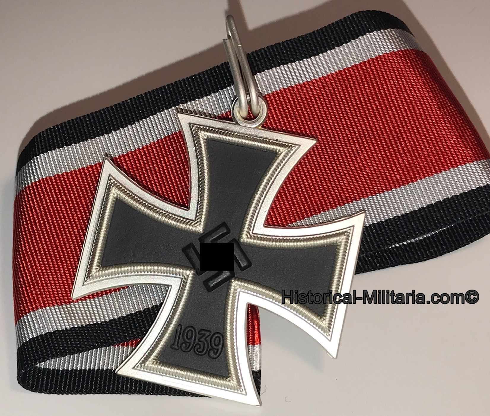 MAGNETISCH Ritterkreuz des Eisernen Kreuzes 1939 3-teilig - MAGNETIC Three-Piece Knight's Cross of the Iron Cross - Croce di Cavaliere della Croce di Ferro in 3 parti NUCLEO MAGNETICO MAGNETISCH Ritterkreuz des Eisernen Kreuzes 1939 3-teilig - MAGNETIC Three-Piece Knight's Cross of the Iron Cross - Croce di Cavaliere della Croce di Ferro in 3 parti NUCLEO MAGNETICO