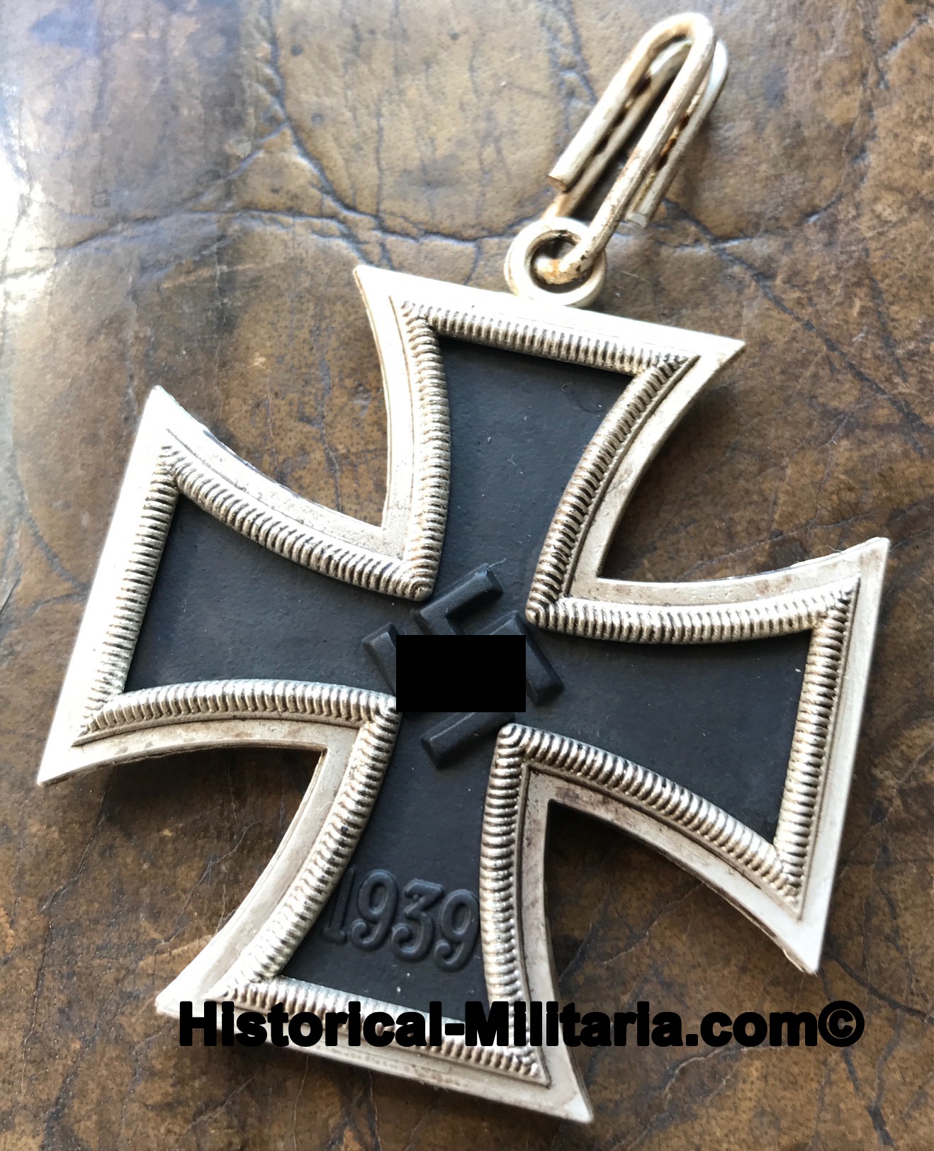 MAGNETISCH Ritterkreuz des Eisernen Kreuzes 1939 3-teilig gealtert - Slightly aged MAGNETIC three-Piece Knight's Cross of the Iron Cross - Croce di Cavaliere della Croce di Ferro in 3 parti NUCLEO MAGNETICO MAGNETISCH Ritterkreuz des Eisernen Kreuzes 1939 3-teilig gealtert - Slightly aged MAGNETIC three-Piece Knight's Cross of the Iron Cross - Croce di Cavaliere della Croce di Ferro in 3 parti NUCLEO MAGNETICO