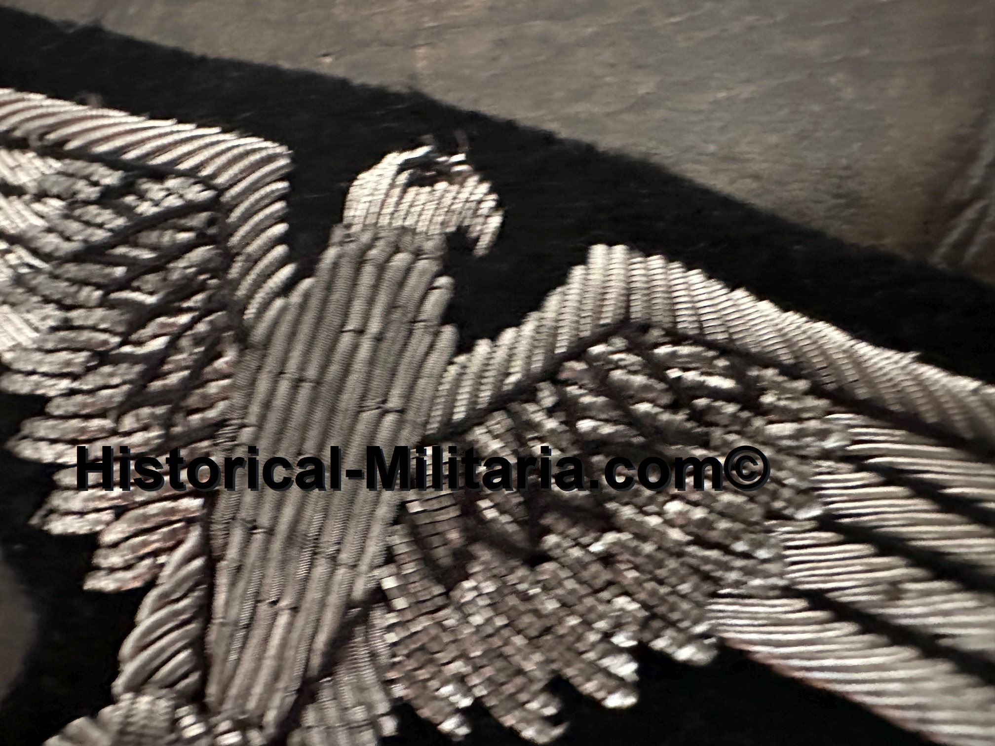 Waffen-SS Officer sleeve eagle in aged antique finish - Offiziersadler Ärmeladler Elite Waffen-SS gealtert- Aquila da braccio Ufficiale delle Waffen-SS aspetto antico Waffen-SS Officer sleeve eagle in aged antique finish - Offiziersadler Ärmeladler Elite Waffen-SS gealtert- Aquila da braccio Ufficiale delle Waffen-SS aspetto antico