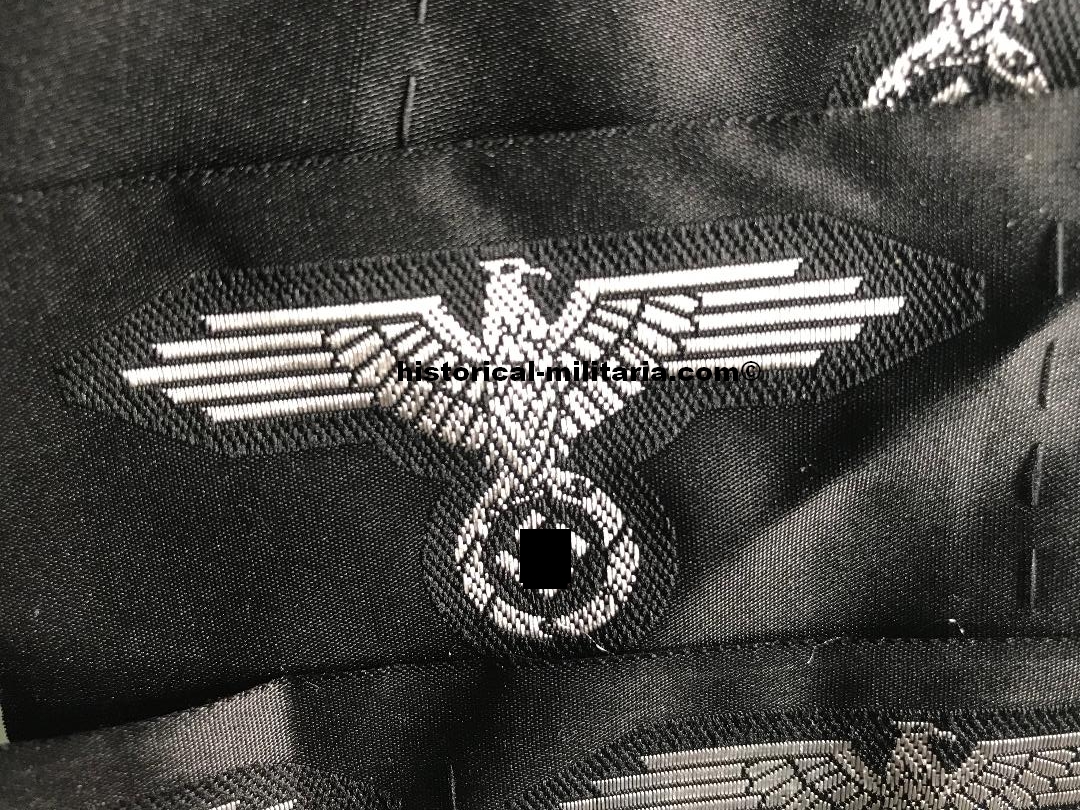 Waffen-SS Officer cap eagle woven in silver threads - Waffen-SS Offizier Mützenadler Schiffchen Silberfaden gewebt - Aquila da bustina da Ufficiale Waffen-SS in filo argento Waffen-SS Officer cap eagle woven in silver threads - Waffen-SS Offizier Mützenadler Schiffchen Silberfaden gewebt - Aquila da bustina da Ufficiale Waffen-SS in filo argento
