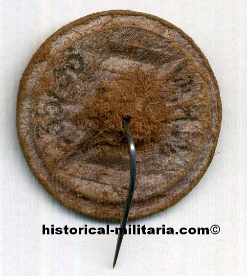 ORIGINAL Winterhilfswerk Abzeichen Wolfsangel WHW - Original Wolfsangel tinnie donation token German national winter relief collection Februry 1936 - Pin della Winterhilfswerk tedesco con l'Uncino del Lupo del febbraio 1936 originale ORIGINAL Winterhilfswerk Abzeichen Wolfsangel WHW - Original Wolfsangel tinnie donation token German national winter relief collection Februry 1936 - Pin della Winterhilfswerk tedesco con l'Uncino del Lupo del febbraio 1936 originale