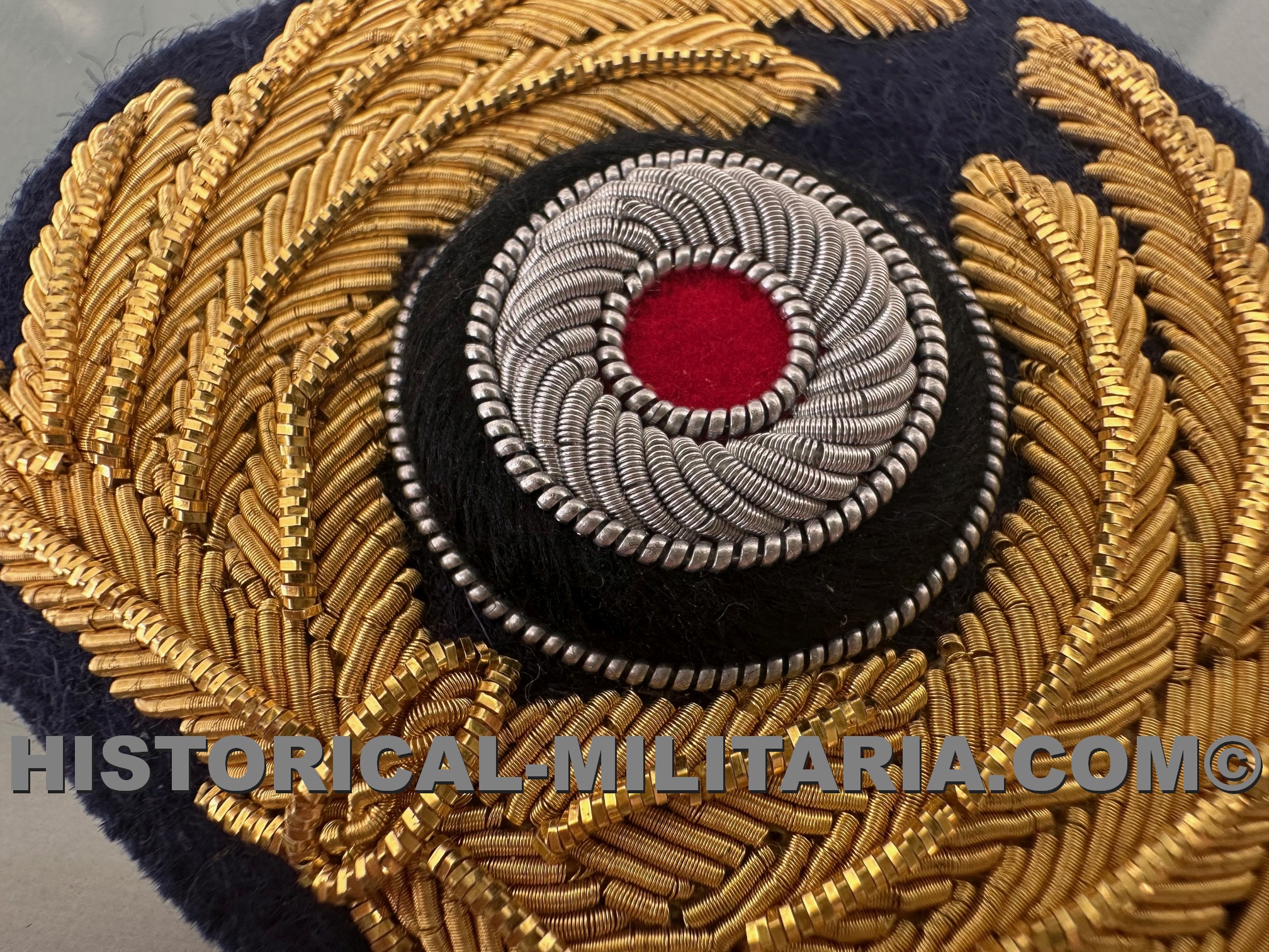 Kriegsmarine German Navy Officer wreath on dark blue - Kriegsmarine Offizier Mützenkranz auf dunkelblau - Fregio da Ufficiale della Kriegsmarine tedesca Marina Militare Kriegsmarine German Navy Officer wreath on dark blue - Kriegsmarine Offizier Mützenkranz auf dunkelblau - Fregio da Ufficiale della Kriegsmarine tedesca Marina Militare